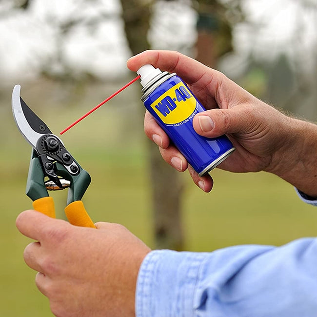 WD40 MultiUse Spray Λιπαντικό Αντισκουριακό Πολλαπλών Χρήσεων 100ml