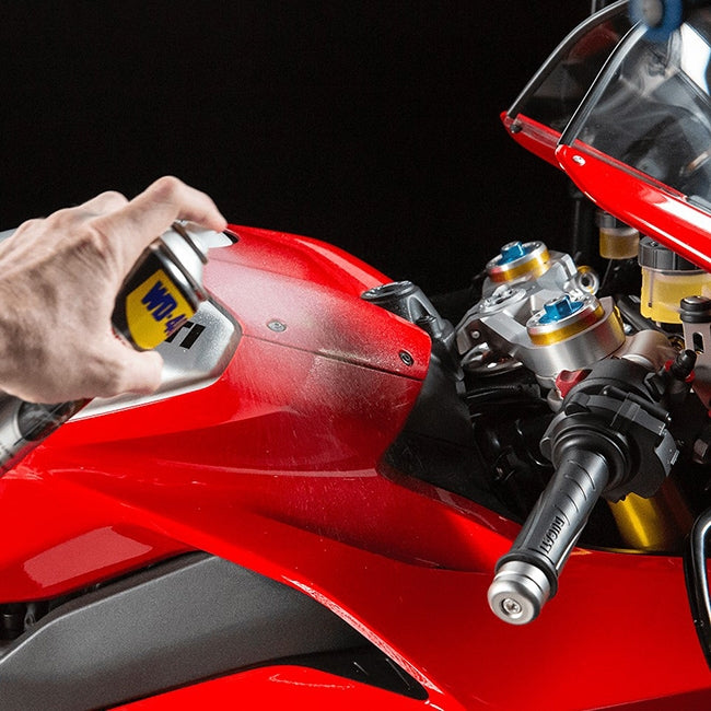 WD40 Specialist Motorbike Wax & Polish Spray Γυάλισμα & Κέρωμα Μοτοσυκλέτας 400ml