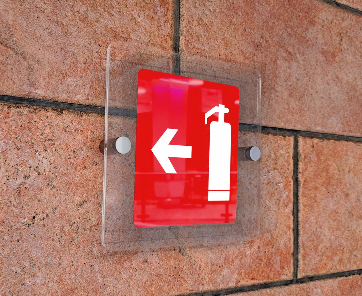 Πινακίδα Σήμανσης Πυρόσβεσης Aκρυλικό Plexiglass  "ΠΥΡΟΣΒΕΣΤΗΡΑΣ ΑΡΙΣΤΕΡΑ” 150mm x 150mm