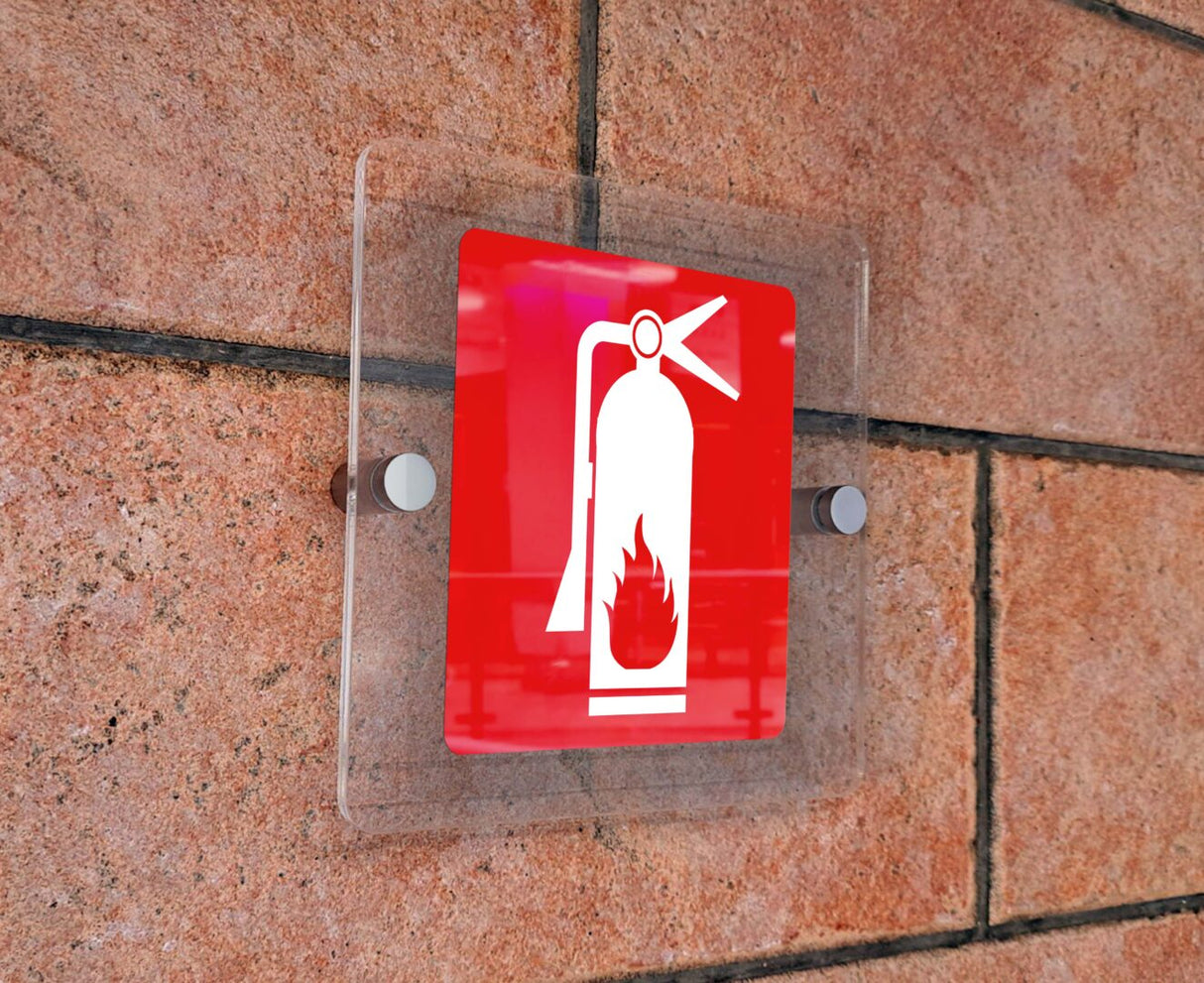 Πινακίδα Σήμανσης Πυρόσβεσης Aκρυλικό Plexiglass  "ΠΥΡΟΣΒΕΣΤΗΡΑΣ” 150mm x 150mm