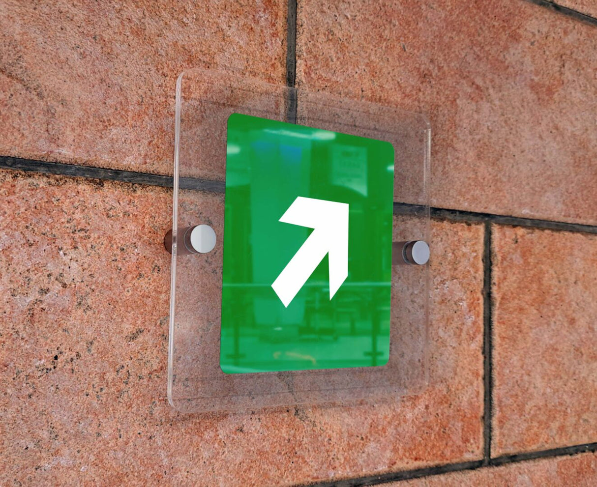 Πινακίδα Σήμανσης Κατεύθυνσης Aκρυλικό Plexiglass “ΚΑΤΕΥΘΥΝΣΗ ΠΑΝΩ ΔΕΞΙΑ” 150mm x 150mm