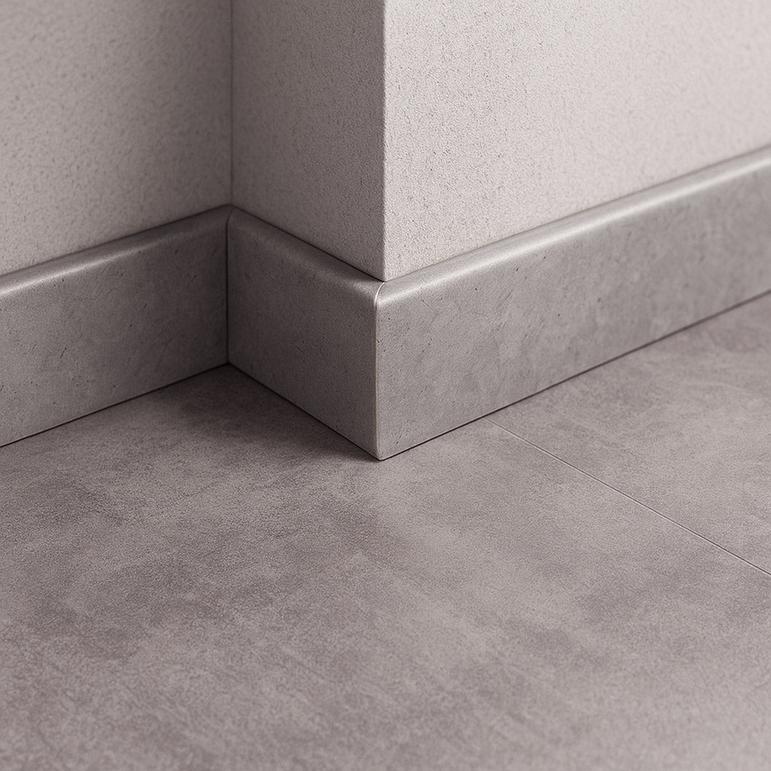 Βινυλικό Περβάζι (Σοβατεπί) Δαπέδων LVT CONCRETE D.GREY 21009 CLASSIC 70mm 2.4mtr