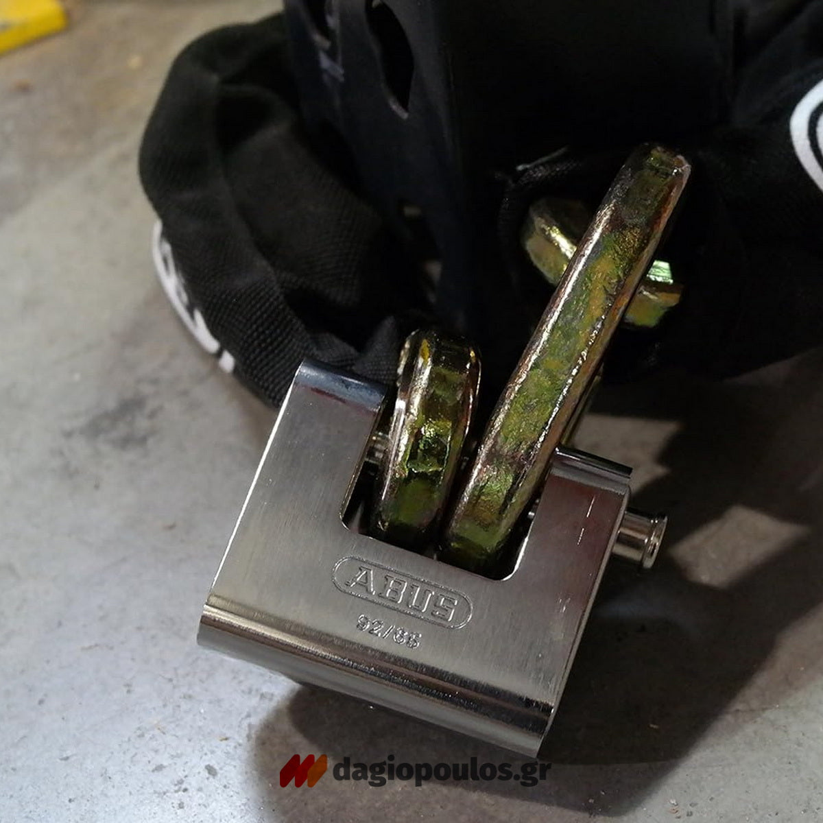 Abus 92/65 Monobloc Λουκέτο Πείρου (Τάκος) Ορειχάλκινος Με Ατσάλινο Πείρο & Επένδυση Ατσάλι 65mm