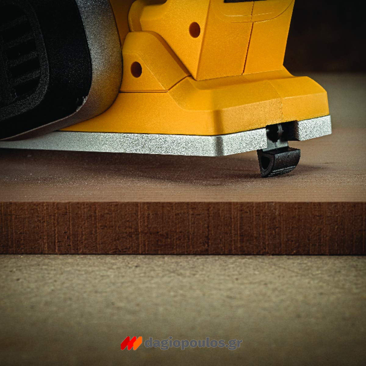 DeWalt DCP580NT Brushless Πλάνη Μπαταρίας 18V LiIon SOLO & Βαλίτσα