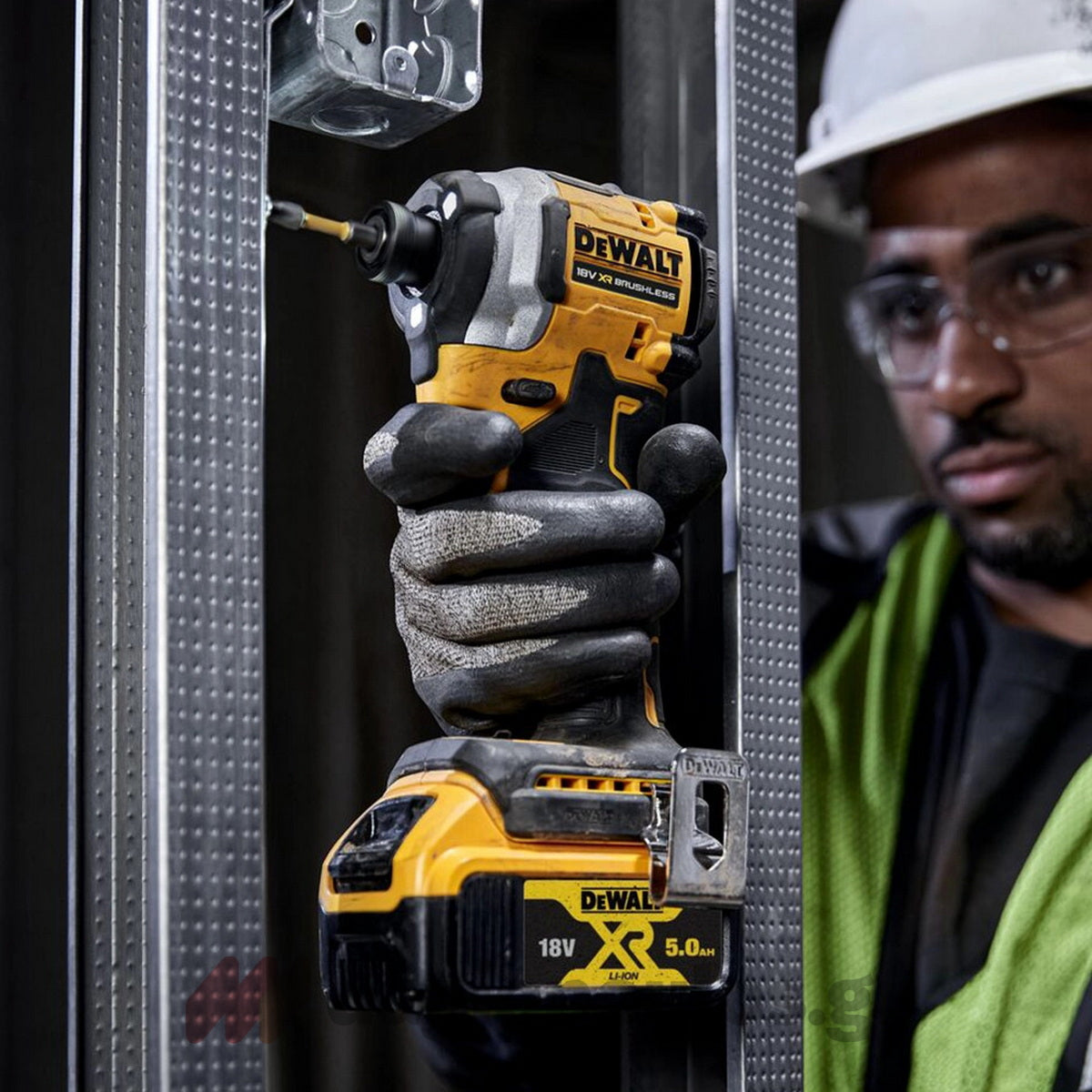 DeWalt DCK2050H2T-QW Brushless Συλλογή Κρουστικό Δραπανοκατσάβιδο & Παλμικό Κατσαβίδι 18V Li-Ion Με 2 Μπαταρίες 5.0Ah & Βαλίτσα T-Stak