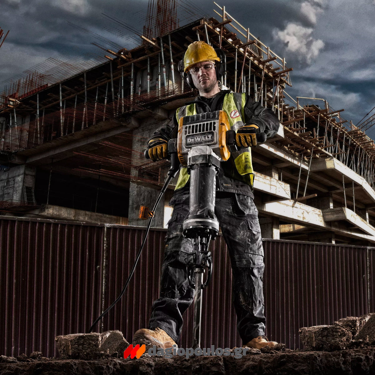 DeWalt D25981K-QS Κατεδαφιστικό Σκαπτικό Πνευματικό Πιστολέτο 2100W 62J 31kgr Με Καρότσι Μεταφοράς