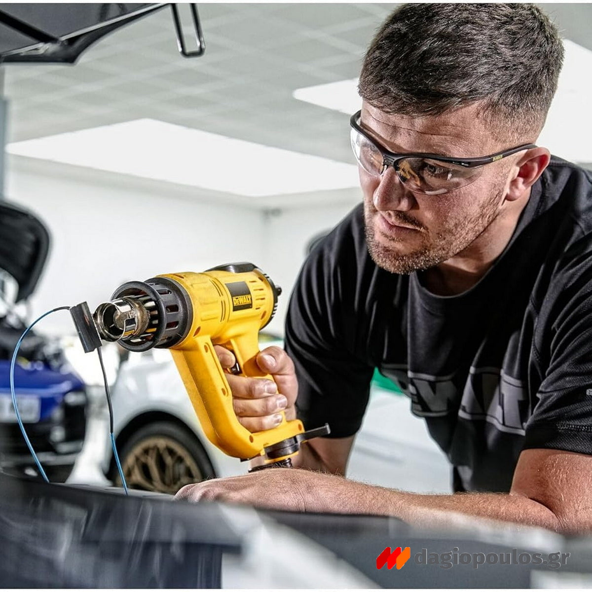 DeWalt D26414-GB Ηλεκτρικό Πιστόλι Θερμού Αέρα Με Ψηφιακή Οθόνη 2000W Ρυθμιζόμενο