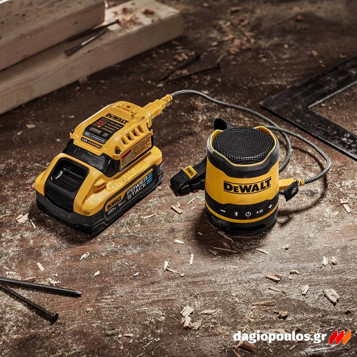 DeWalt DCB094K-QW Φορτιστής Μπαταρίας Με Κλιπ Ζώνης 18V Li-Ion + Καλώδιο USB