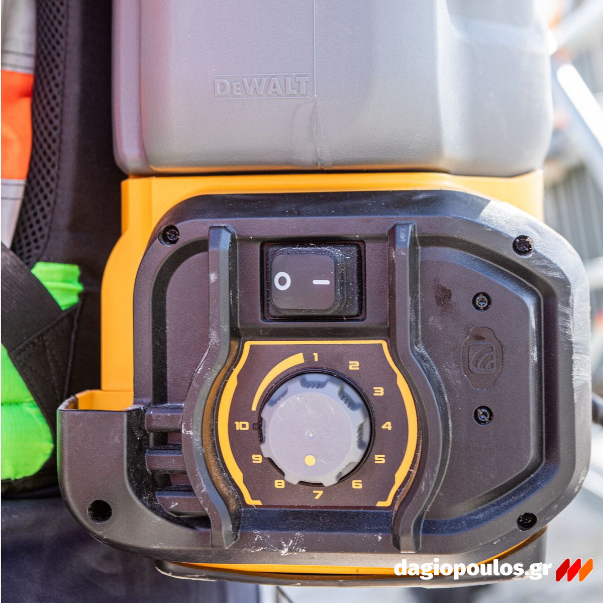 DeWalt DCCS1100N-XJ Ψεκαστήρας Χημικών Σκυροδέματος 18V Li-Ion XR SOLO