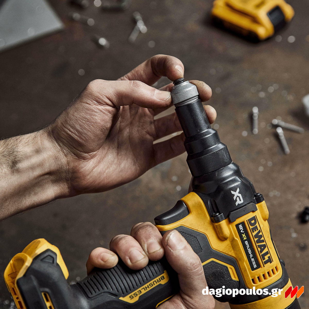 DeWalt DCF403NT-XJ Brushless Πριτσιναδόρος Μπαταρίας 18V Li-Ion XR 4.8mm SOLO Με Βαλίτσα T-Stak