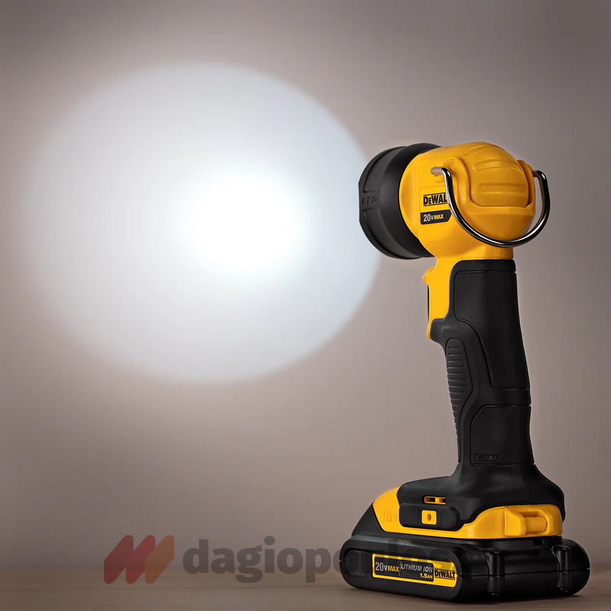 DeWalt DCL040-XJ Φακός Μπαταρίας Επαναφορτιζόμενος 18V Li-Ion 110 Lumens SOLO Περιστρεφόμενος