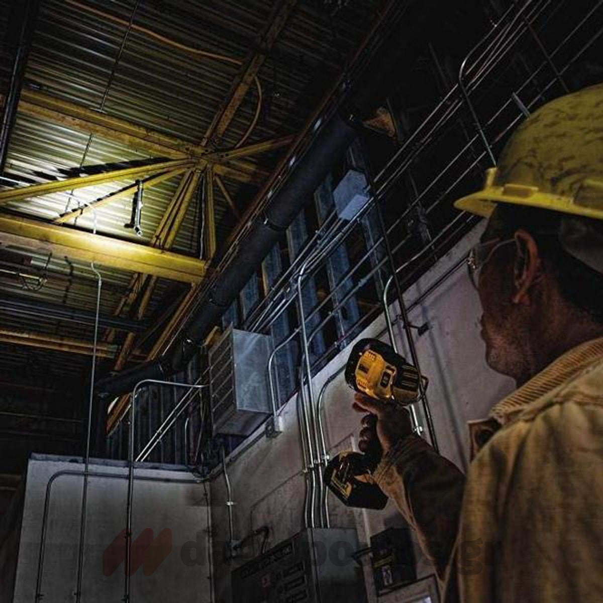 DeWalt DCL043-XJ Φακός Μπαταρίας Επαναφορτιζόμενος 18V Li-Ion 1000 Lumens SOLO