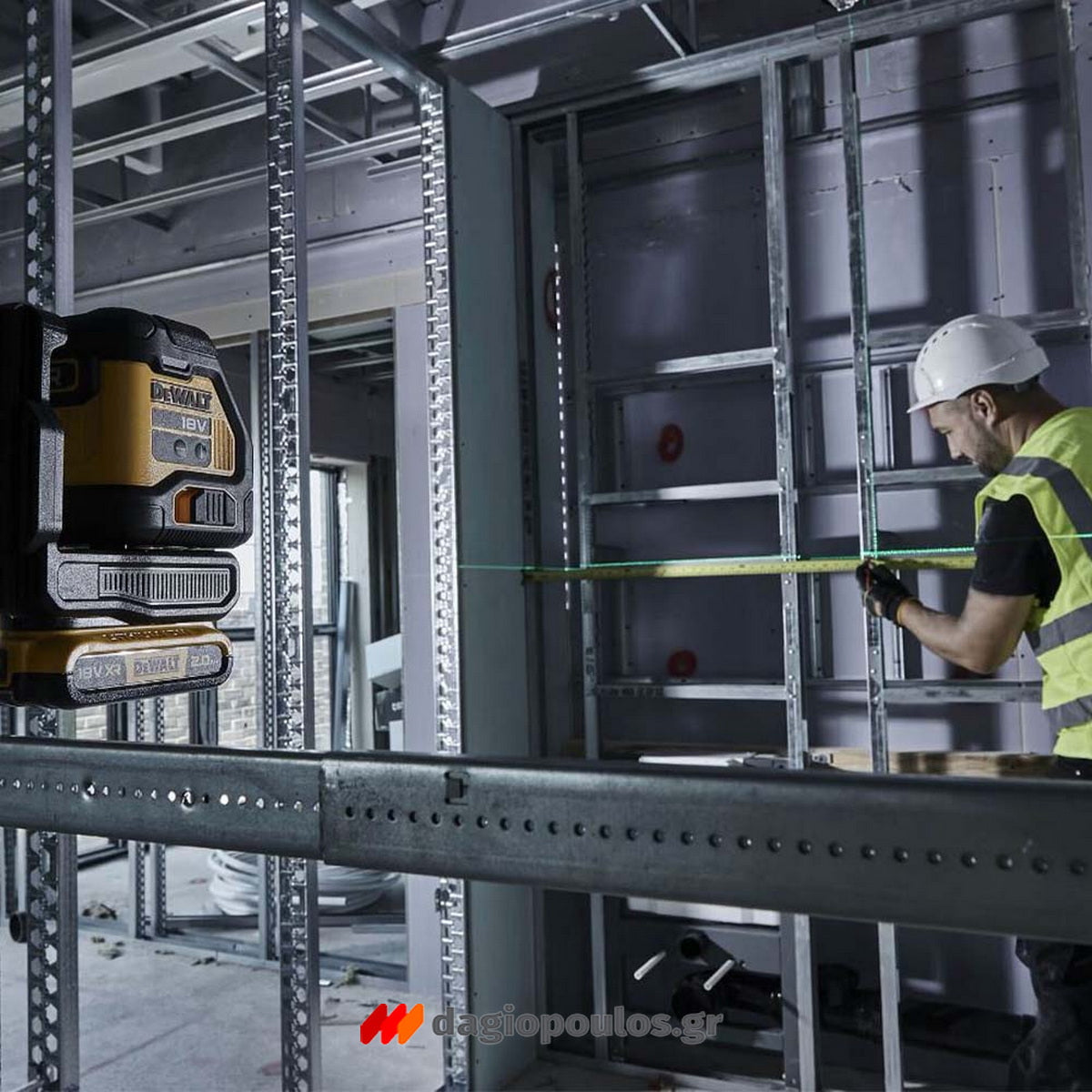 DeWalt DCLE34021D1-QW Γραμμικό Αλφάδι Laser 18V Li-Ion Πράσινης Δέσμης Με Μπαταρία 2.0Ah