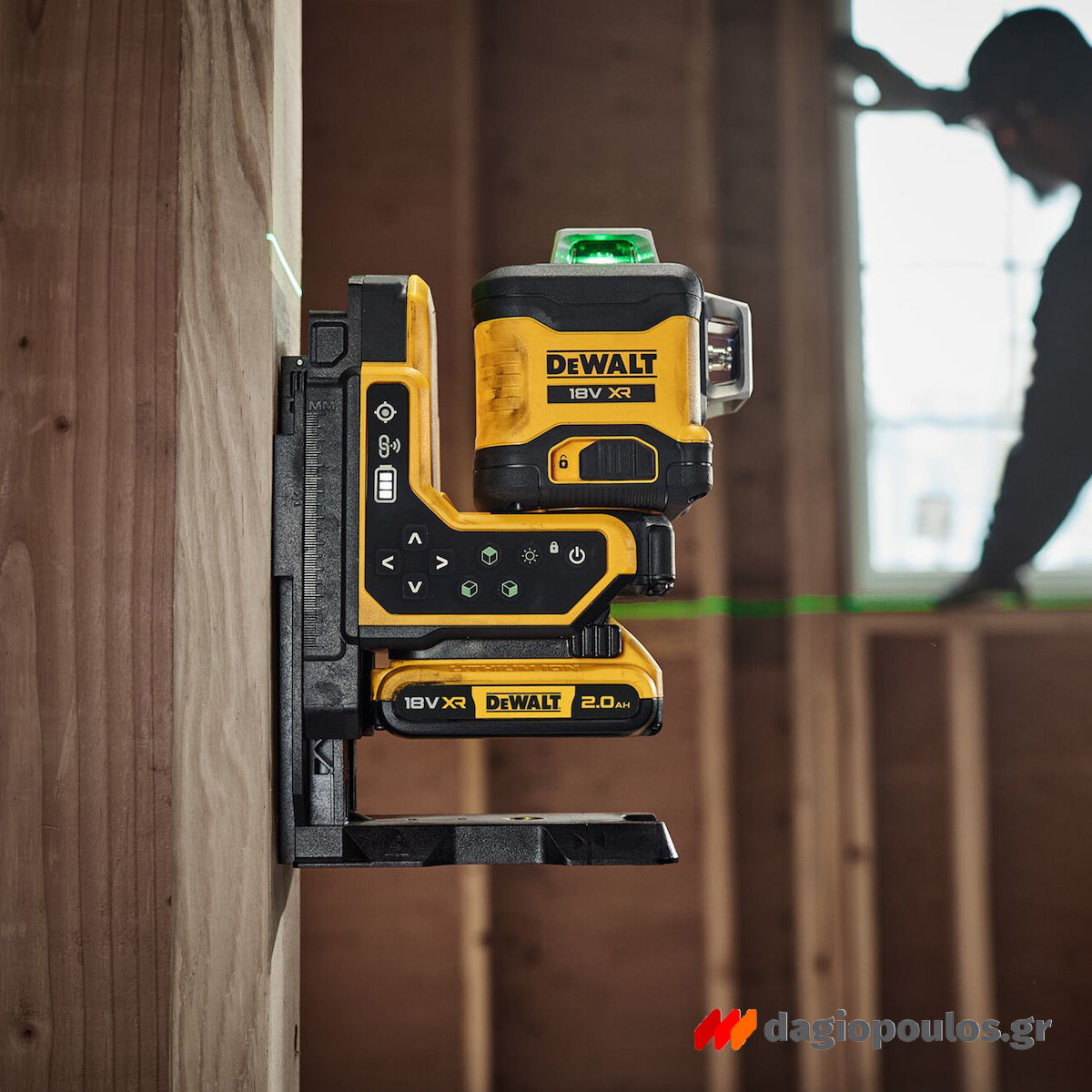 DeWalt DCLE34035D1-QW Laser Αυτορρυθμιζόμενο Με 3 Γραμμές 360 Μοίρες Πράσινης Δέσμης 18V Li-Ion XR Και Τηλεχειριστήριο