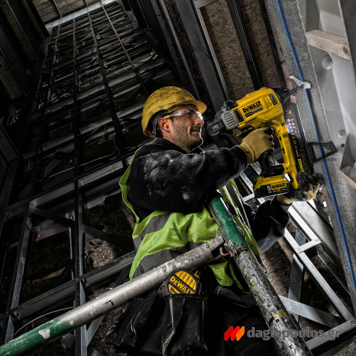 DeWalt DCN890P2 Brushless Καρφωτικό Μπετού Μπαταρίας 18V Li-Ion Με 2 Μπαταρίες 5.0Ah & Βαλίτσα