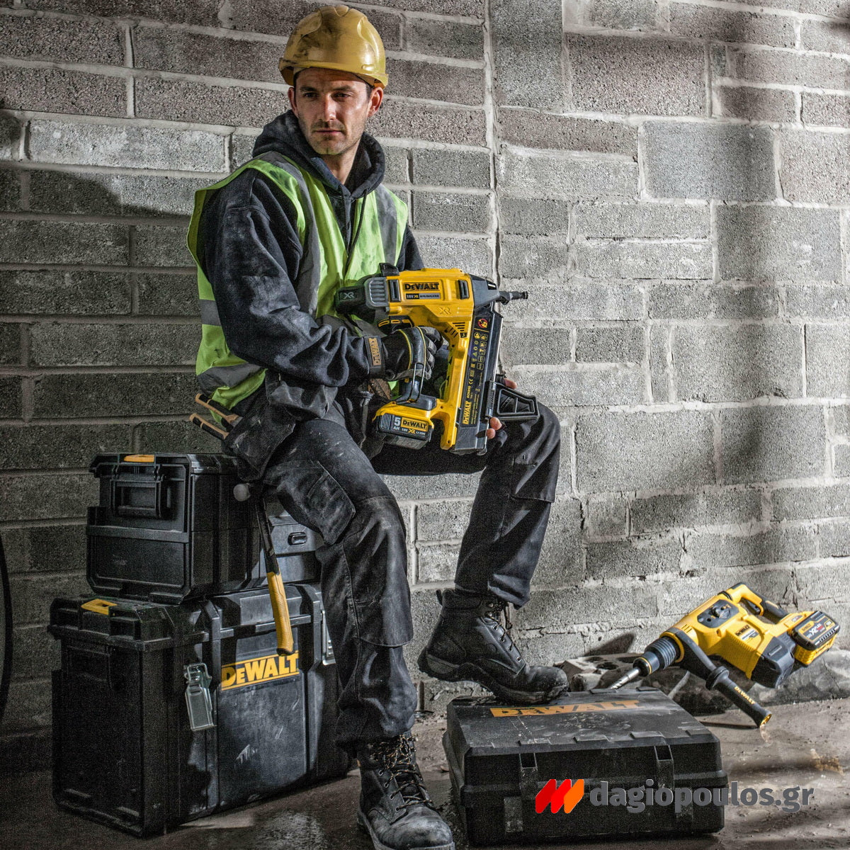 DeWalt DCN890P2 Brushless Καρφωτικό Μπετού Μπαταρίας 18V Li-Ion Με 2 Μπαταρίες 5.0Ah & Βαλίτσα