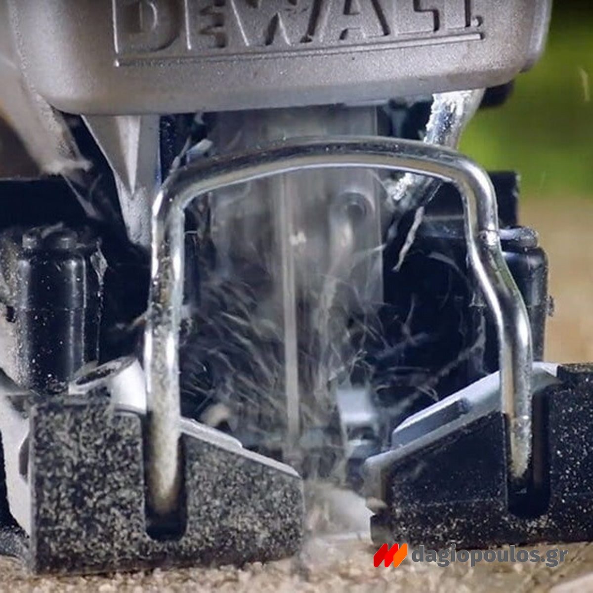 DeWalt DCS335P2-QW Brushless Σέγα Μπαταρίας XR 18V Li-Ion Με 2 Μπαταρίες 5.0Ah - Βαλίτσα T-Stak