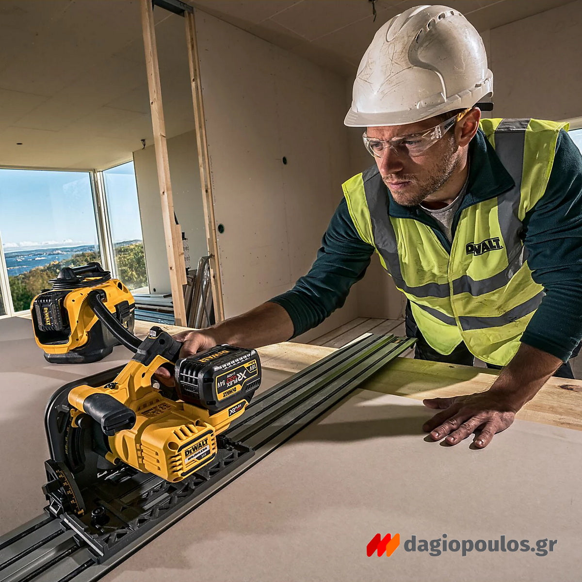 DeWalt DCV584L-XJ Σκούπα Μπαταρίας Υγρών - Στερεών 300W 220V-14.4V-18.0V-54.0V Li-Ion SOLO