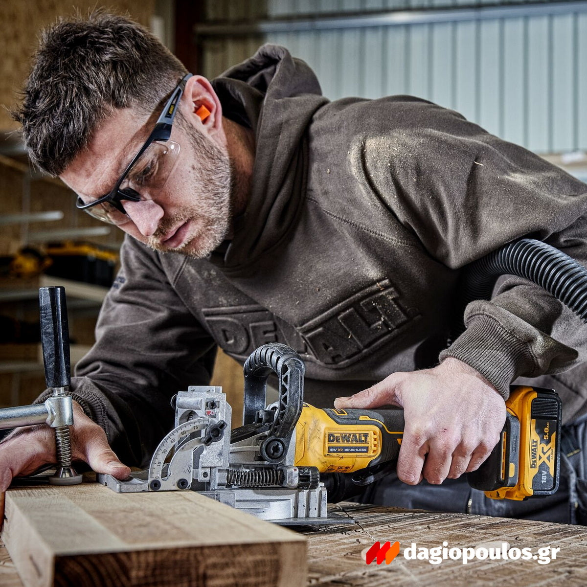 DeWalt DCW682NT-XJ Brushless Φρεζοκαβιλιέρα Μπαταρίας 18V Li-Ion SOLO Με Βαλίτσα