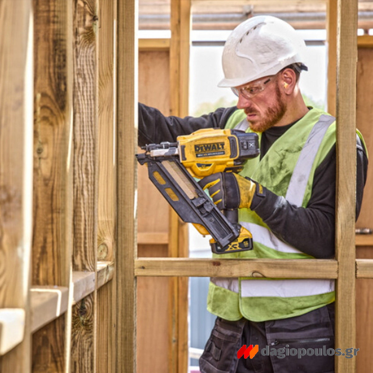 DeWalt DGN845D1-QW Καρφωτικό Αερίου- Μπαταρίας 18V Li-Ion Με Μπαταρία 2.0Ah & Βαλίτσα T-Stak