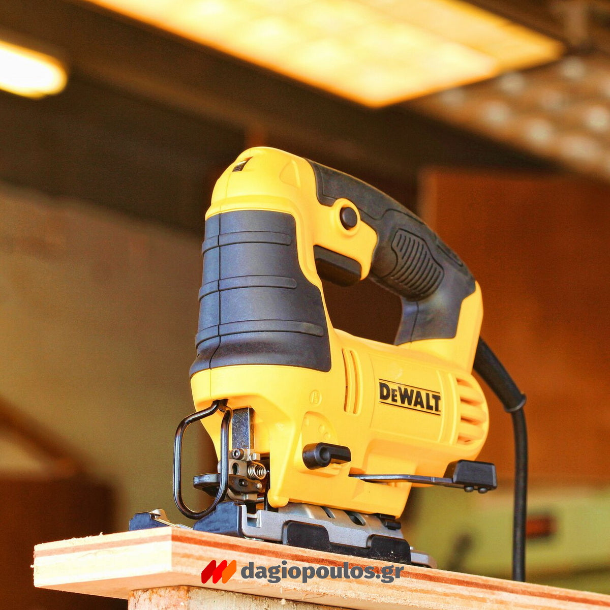 DeWalt DWE349-QS Ηλεκτρική Σέγα 650W