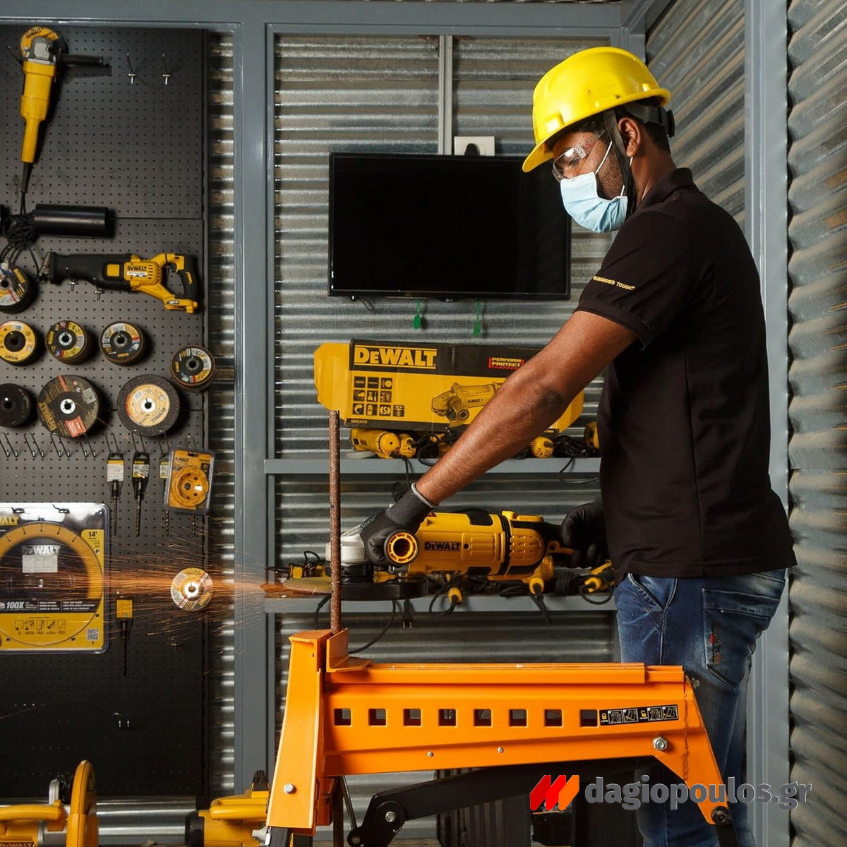 DeWalt DWE4559-QS Ηλεκτρικος ΓωνιακόςΤροχός Βαρέως Τύπου 230mm 2400W