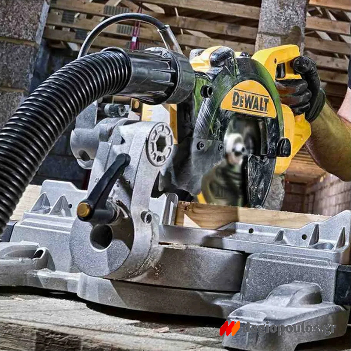 DeWalt DWS774-QS Ηλεκτρικό Δισκοπρίονο Πάγκου 1400W 216mm