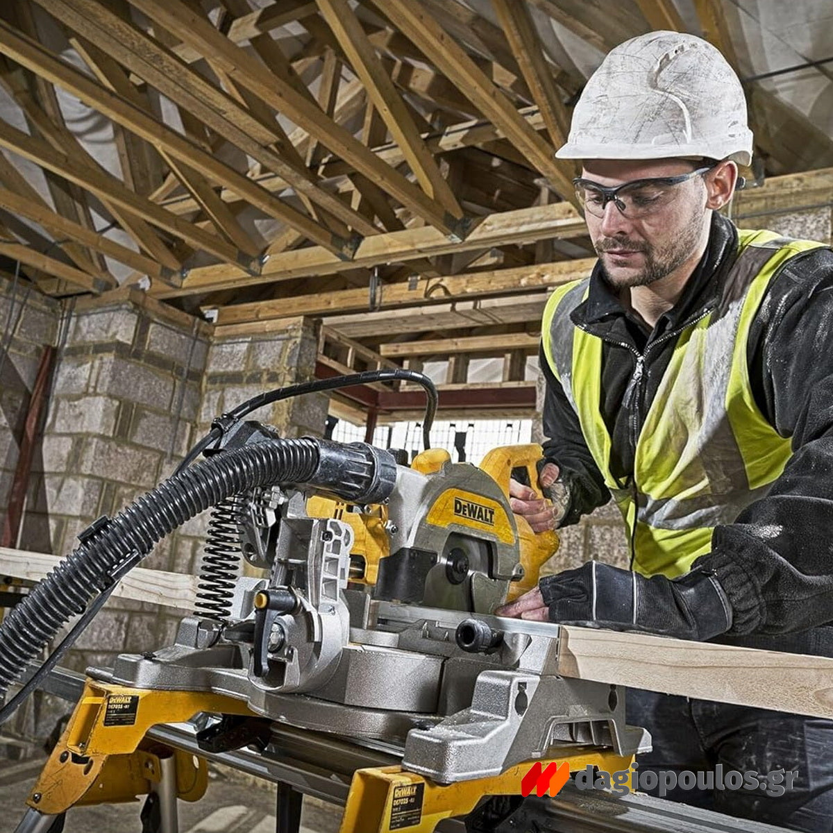 DeWalt DWS777-QS Ηλεκτρικό Συρόμενο Δισκοπρίονο (Radial) 1800W 216mm