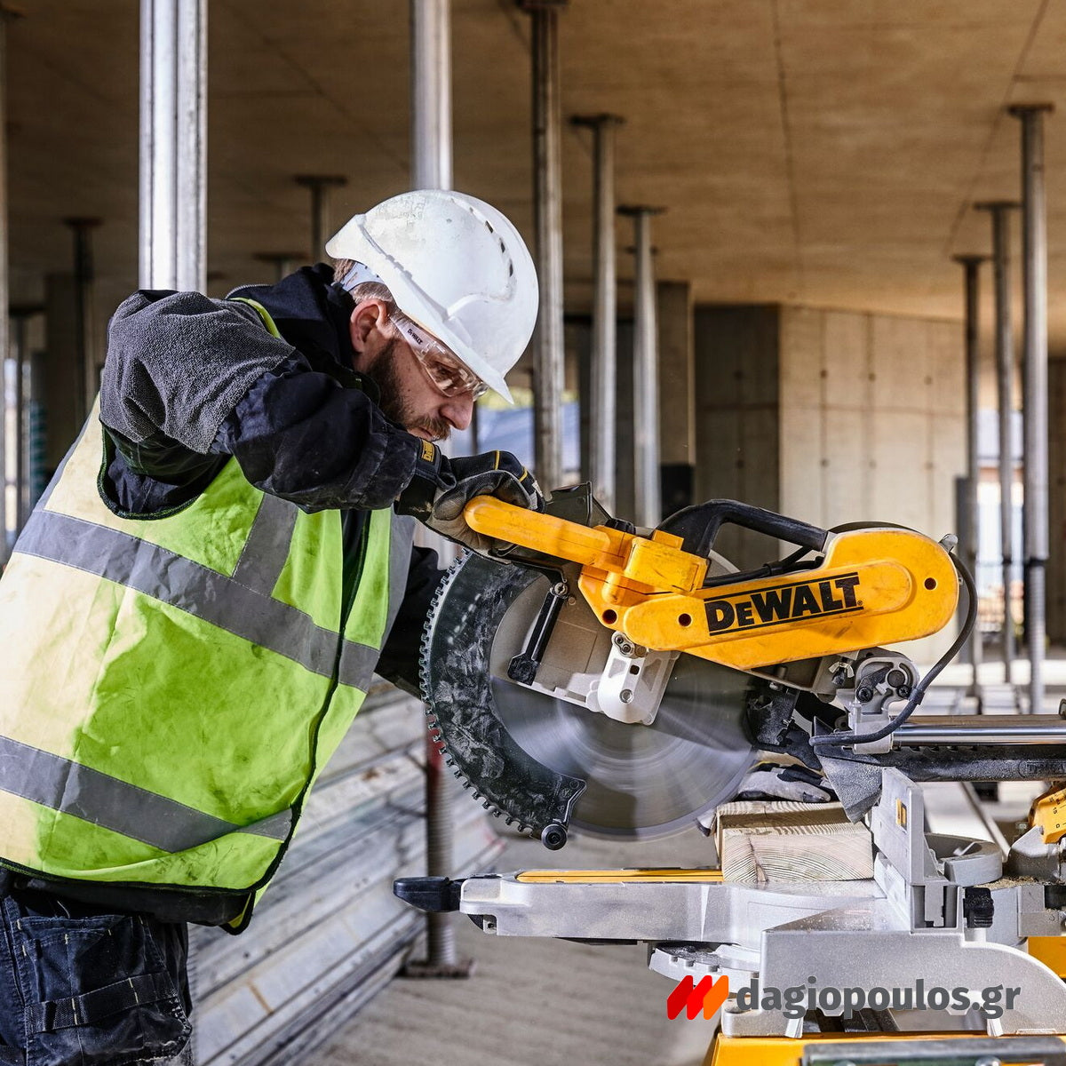 DeWalt DWS780-QS Ηλεκτρικό Φαλτσοπρίονο 305mm