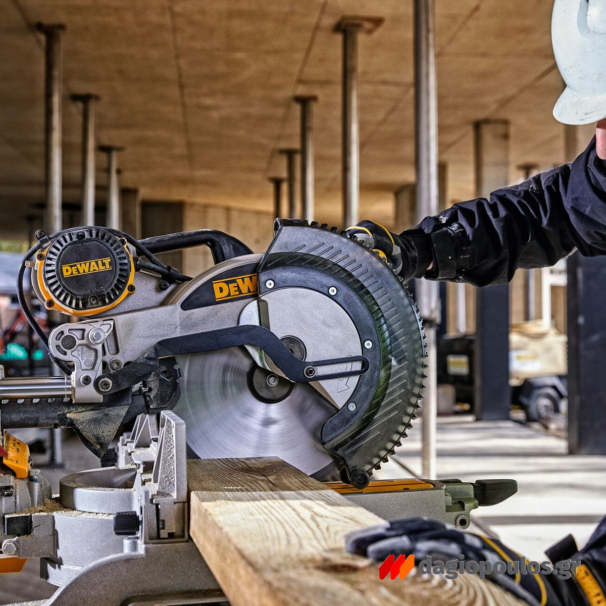 DeWalt DWS780-QS Ηλεκτρικό Φαλτσοπρίονο 305mm