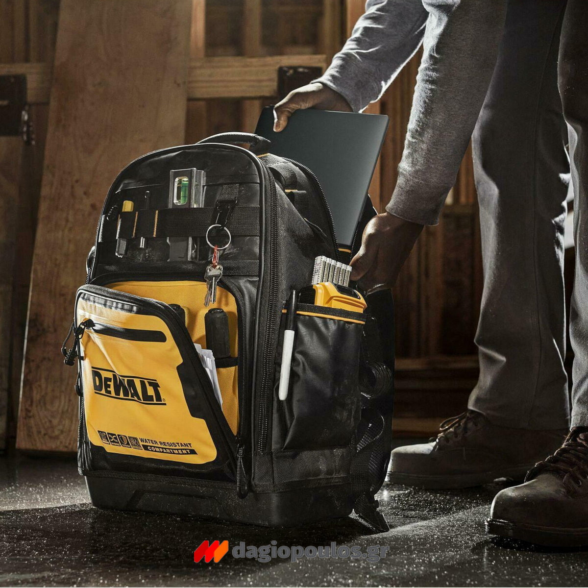 DeWalt DWST60102-1 Εργαλειοθήκη Σακίδιο Πλάτης Υφασμάτινη 27Ltr