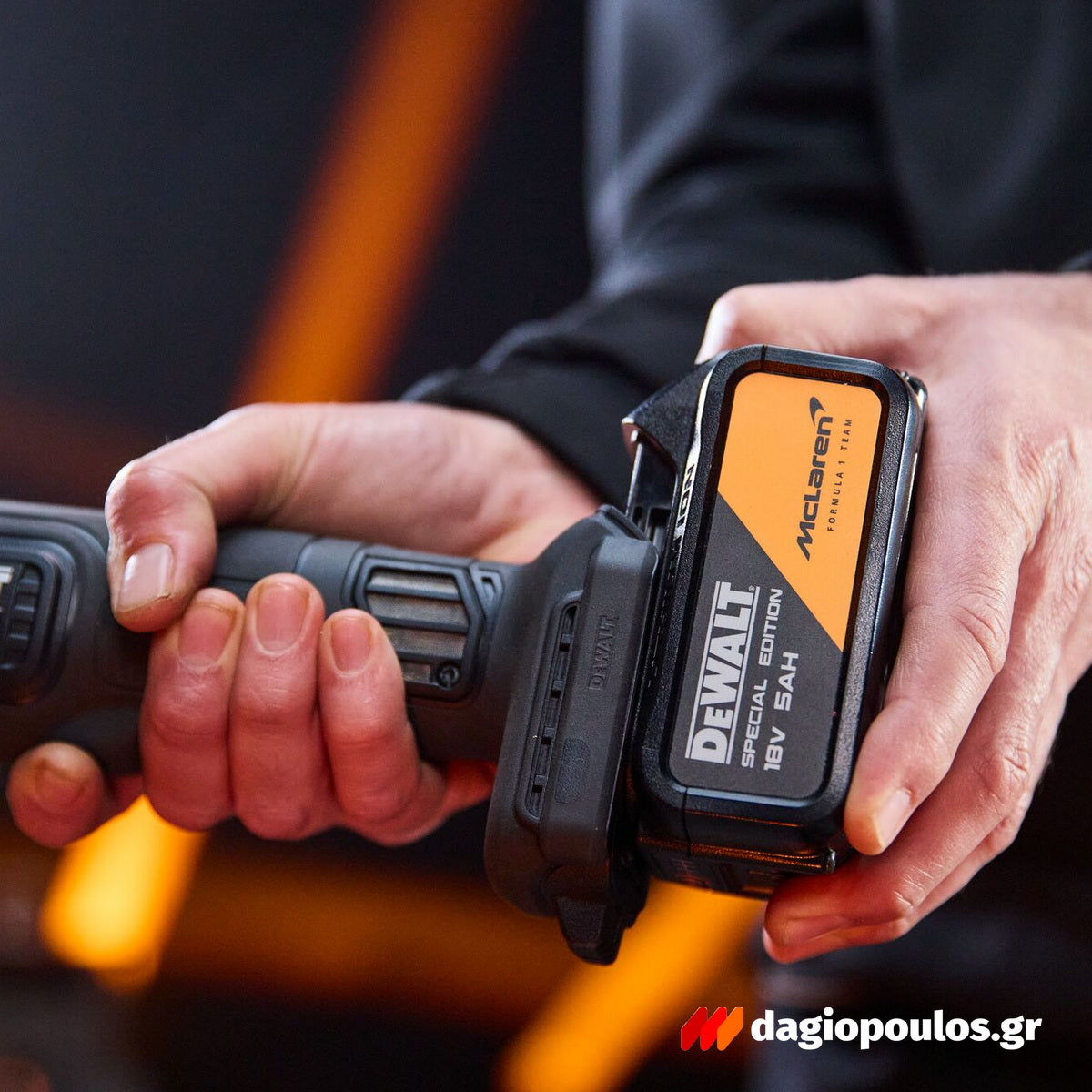 DeWalt McLaren DCG45MP2T-QW Brushless Γωνιακός Τροχός Μπαταρίας 18V Li-Ion 125mm Με 2 Μπατ.5.0Ah XR - Φορτιστή - Βαλίτσα T-Stak