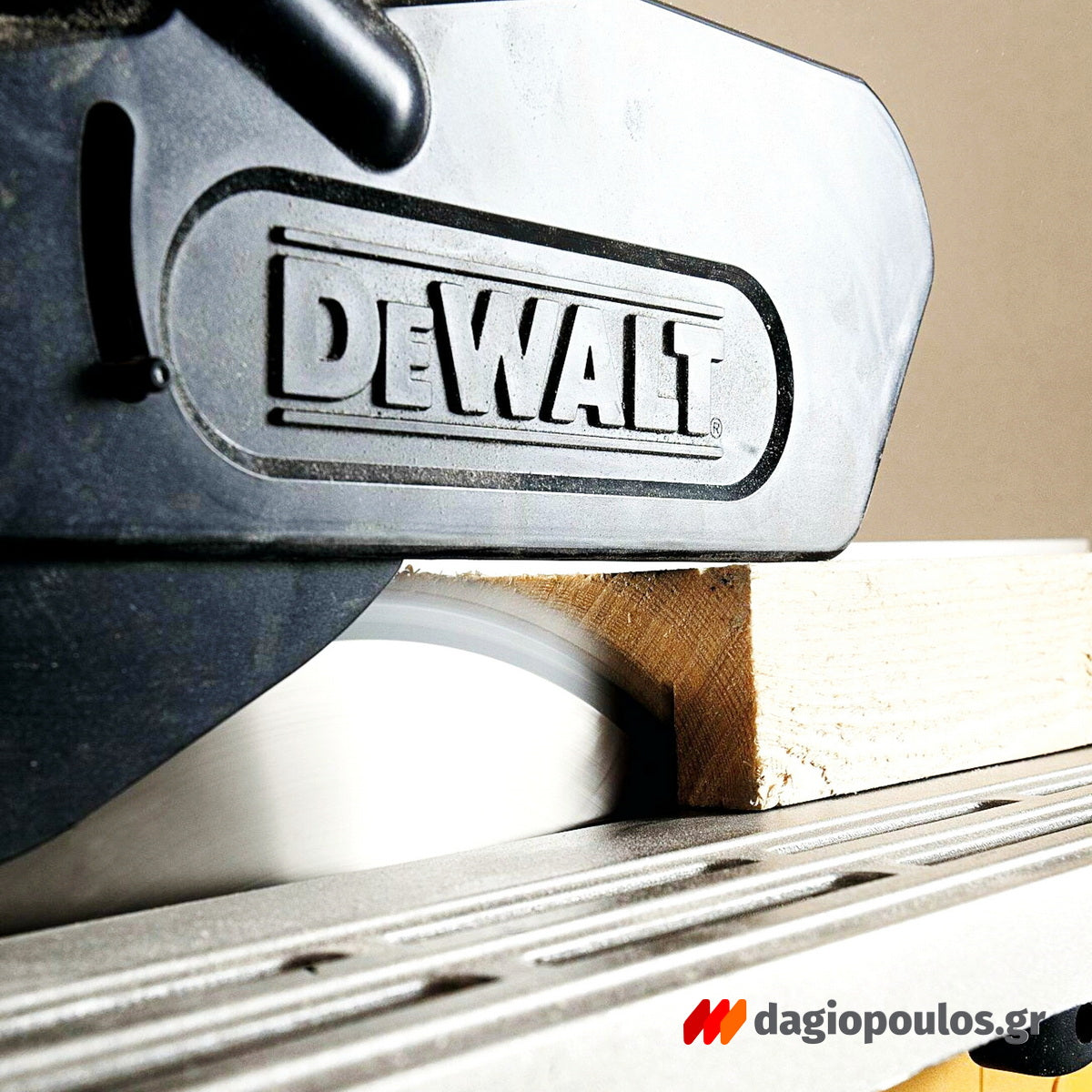 Dewalt D27113-QS Ηλεκτρικό Δισκοπρίονο Διπλής Λειτουργείας 305mm