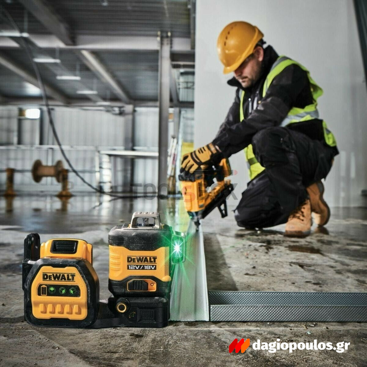 DeWalt DCE089D1G18-GB Αλφάδι Λέιζερ 3 x 360° 12V / 18V XR® Li-Ion Πολλαπλών Γραμμών Πράσινο Με Μπαταρία 2.0Ah - Βαλίτσα T-Stak