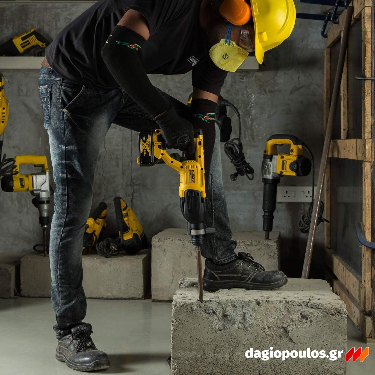 DeWalt DCH133M1-QW SDS Plus Πνευματικό Περιστροφικό Πιστολέτο Μπαταρίας 18V Li-Ion 2.6J 2.3Kgr Με Μπαταρία 4.0Ah - Βαλίτσα T-Stak