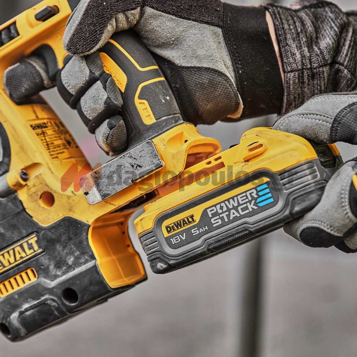DeWalt DCK305P3T-QW Brushless Συλλογή Πιστολέτο Πνευματικό, Παλμικό Κατσαβίδι, Γωνιακός Τροχός 18V Li-Ion Με 3 Μπαταρίες 5.0Ah & Βαλίτσες T-Stak