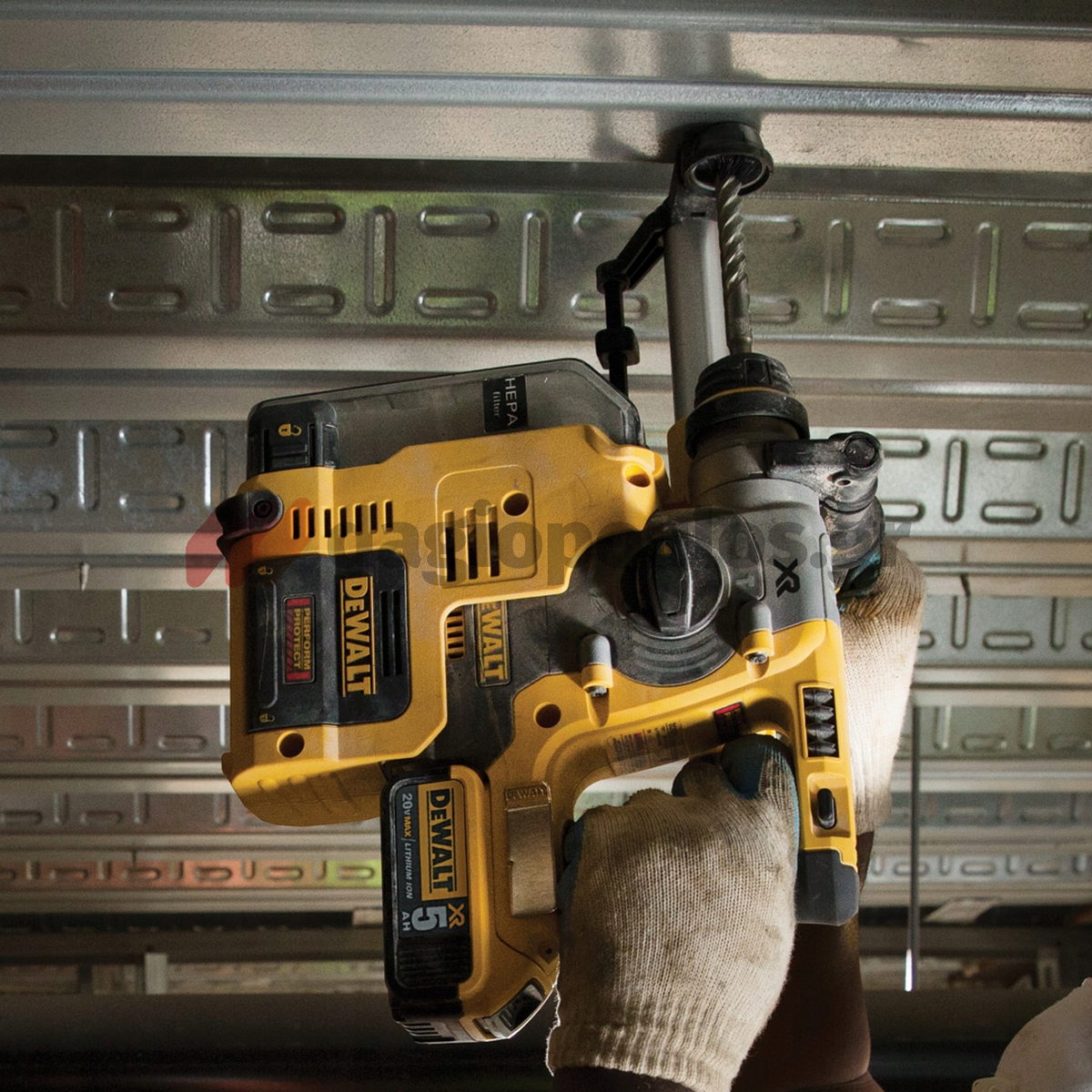 DeWalt DCK305P3T-QW Brushless Συλλογή Πιστολέτο Πνευματικό, Παλμικό Κατσαβίδι, Γωνιακός Τροχός 18V Li-Ion Με 3 Μπαταρίες 5.0Ah & Βαλίτσες T-Stak