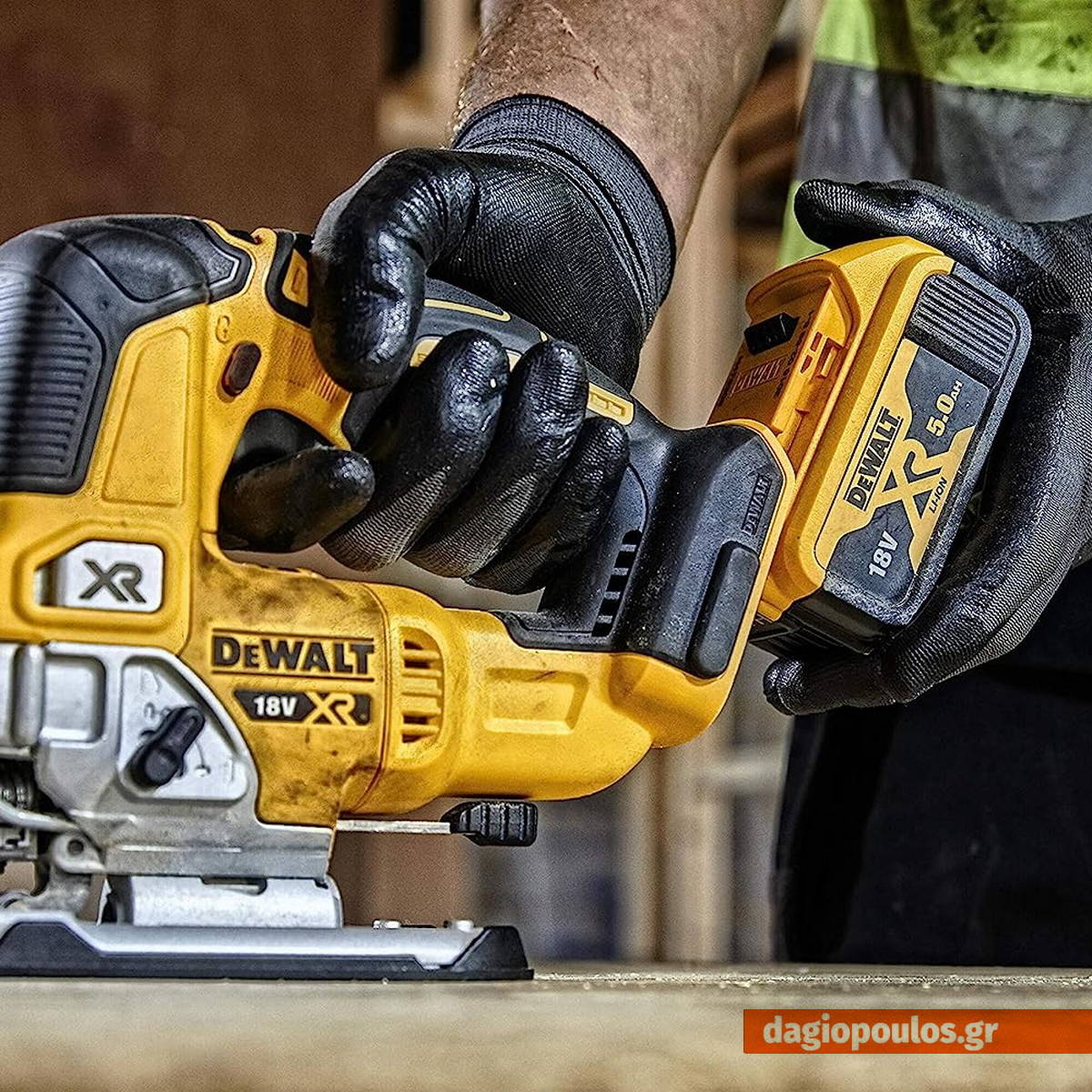 DeWalt DCS334P2-QW Brushless Σέγα Μπαταρίας XR 18V Li-Ion Με 2 Μπαταρίες 5.0Ah & Βαλίτσα T-Stak