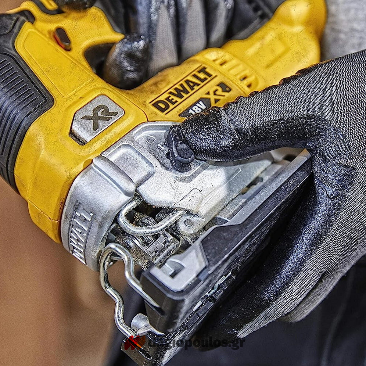 DeWalt DCS334NT-XJ Brushless Σέγα Μπαταρίας XR 18V Li-Ion SOLO Με Βαλίτσα T-Stak