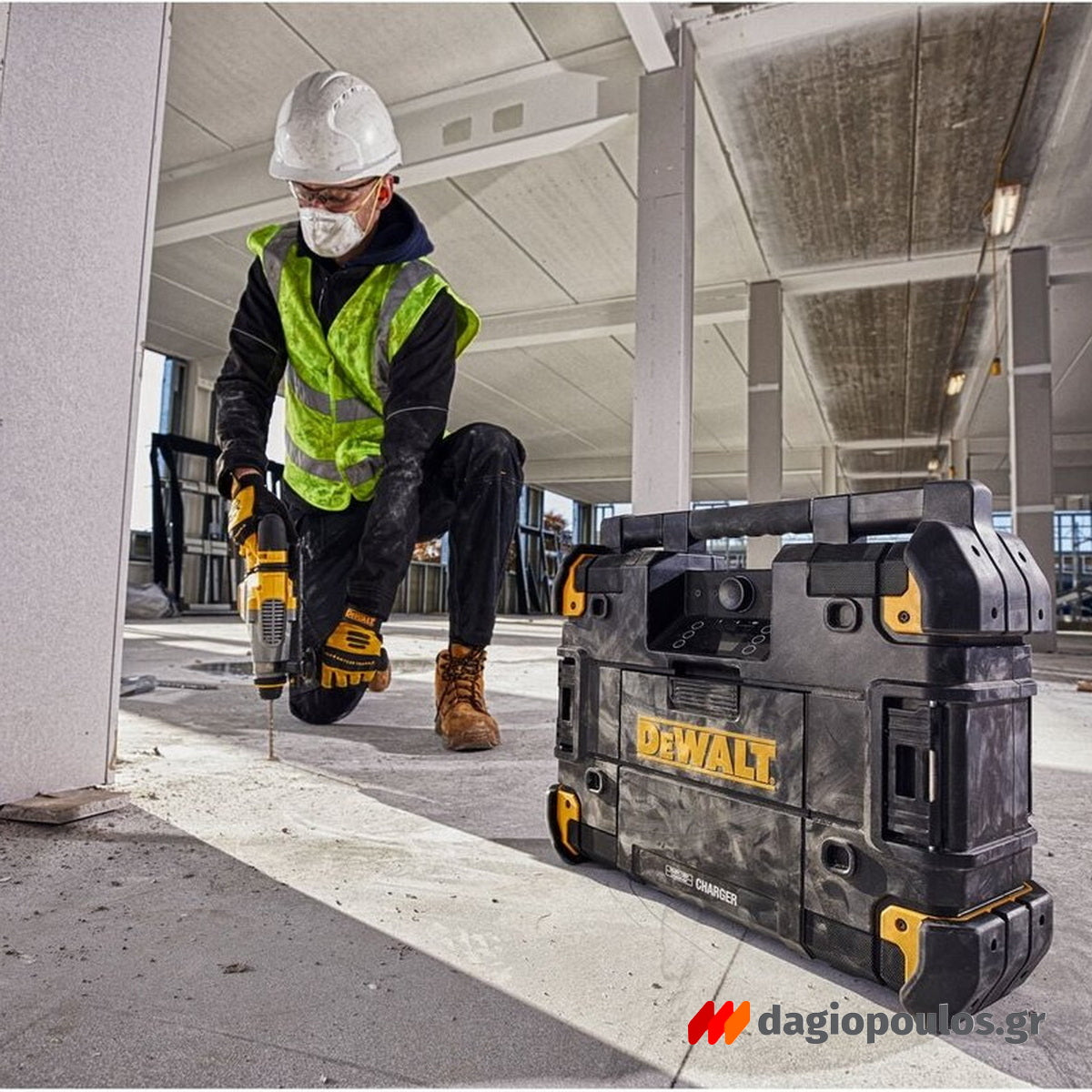 DeWalt DWST1-81078 T-Stak Ραδιόφωνο Μπαταρίας & Φορτιστής Μπαταριών 18V Li-Ion SOLO