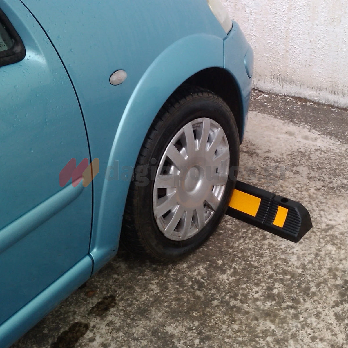 Στοπ Τροχού Μονό Ενισχυμένο Μασίφ Οβάλ Με Αντανακλαστικό 600mm x 120mm x 100mm