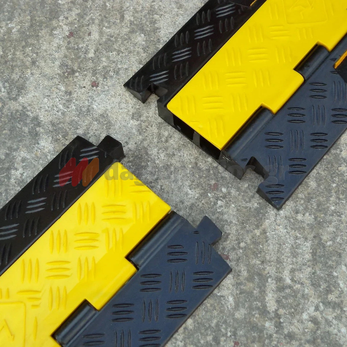 Κανάλι Επιδαπέδιο Διέλευσης Αγωγών & Σωλήνων 2 Αγωγών Οικονομικό