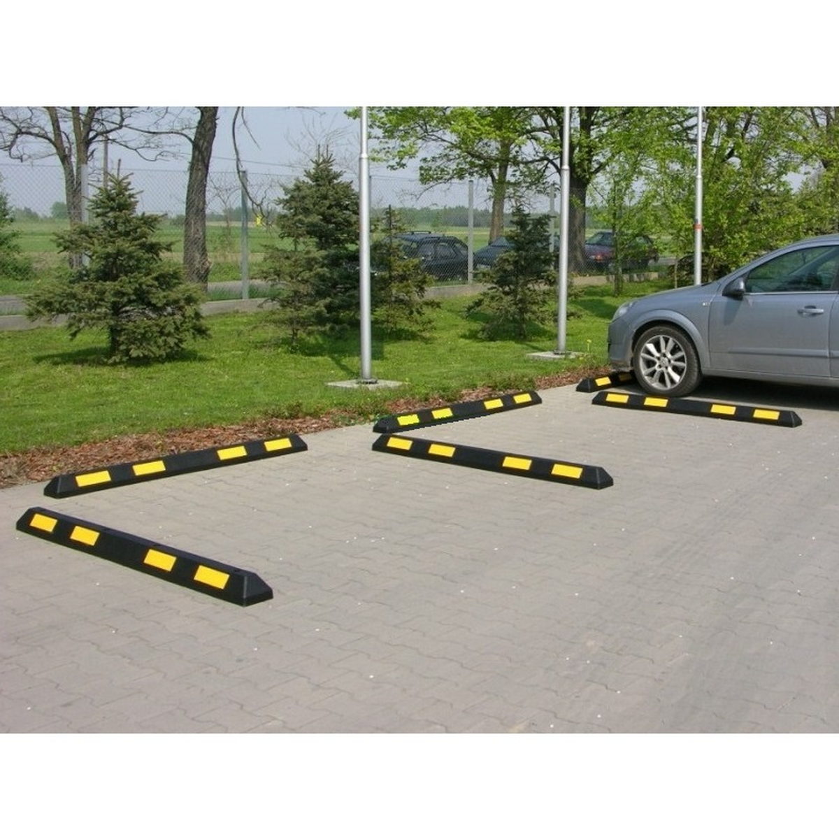 Στοπ Τροχού Διπλό Ενισχυμένο Μασίφ Με Αντανακλαστικό 1830mm x 150mm x 100mm