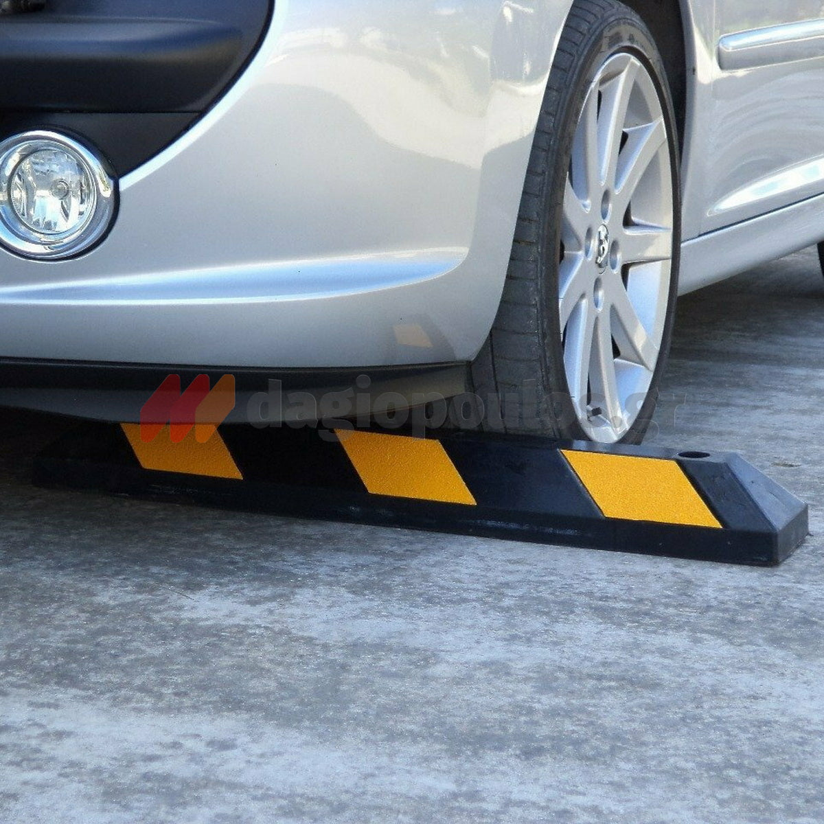 Στοπ Τροχού Διπλό Ενισχυμένο Μασίφ Με Αντανακλαστικό 900mm x 150mm x 100mm