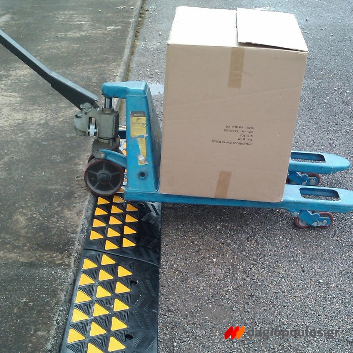 Ράμπα Πεζοδρομίου Μεσαία Χρωματιστή 60cm x 30cm x 10cm