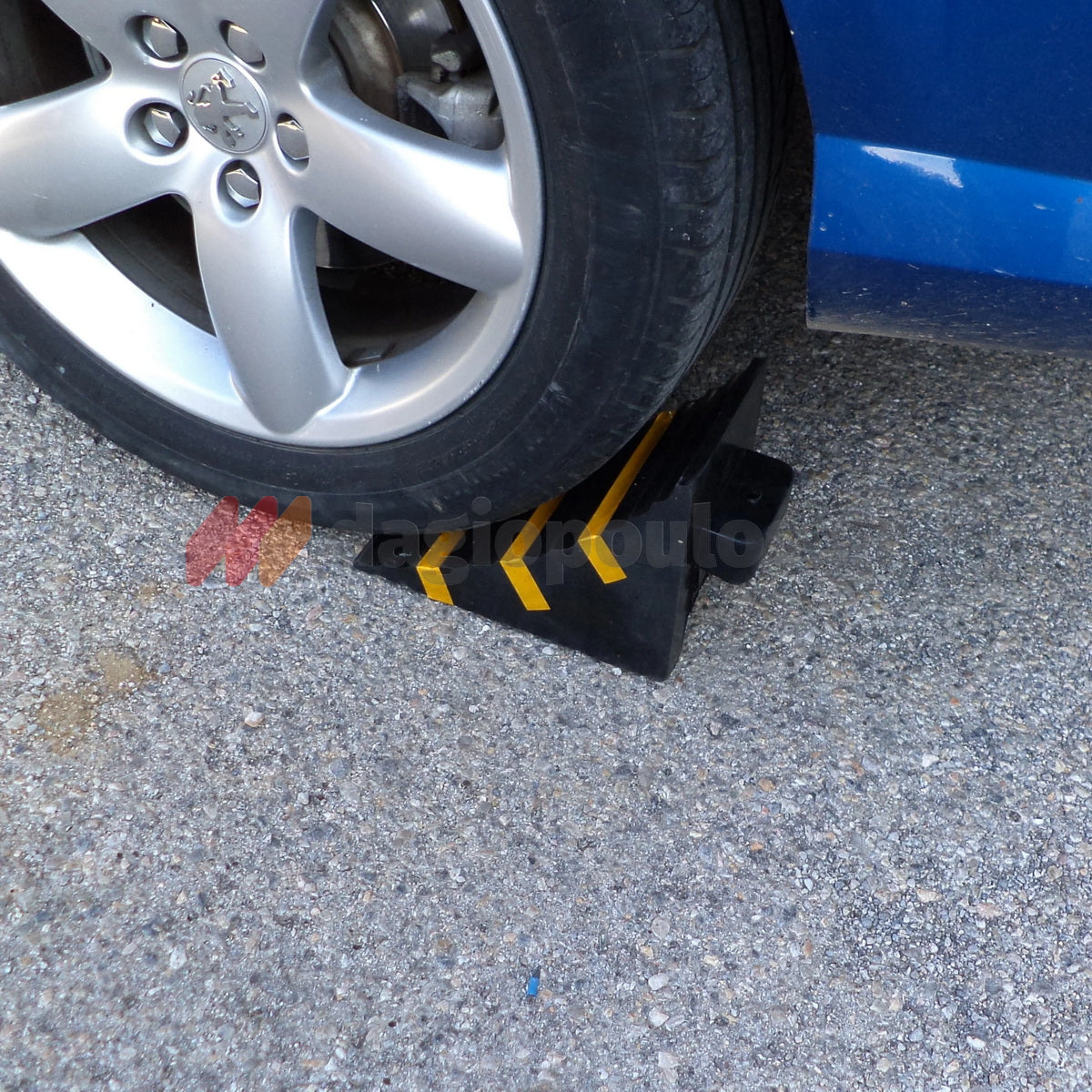 Σφήνα Τροχού Ενισχυμένη Ελαστική 290mm x 190mm x 160mm