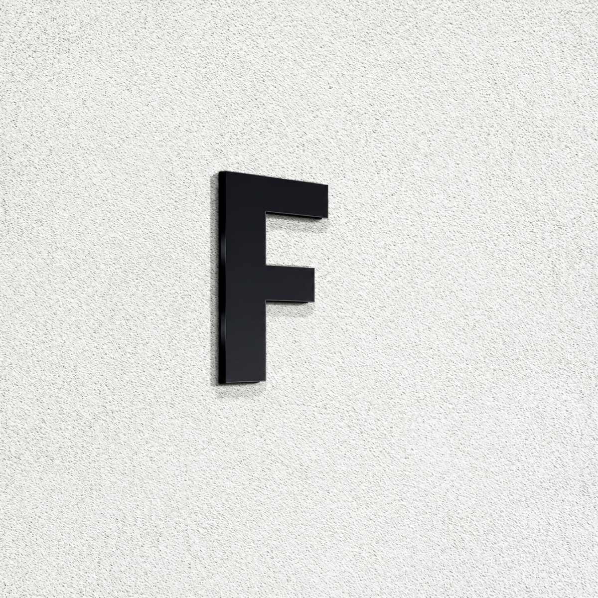 Ενδεικτική φωτογραφία γράμματος F σε μαύρη απόχρωση· επιλεγμένο προϊόν λευκό, ύψος 74mm