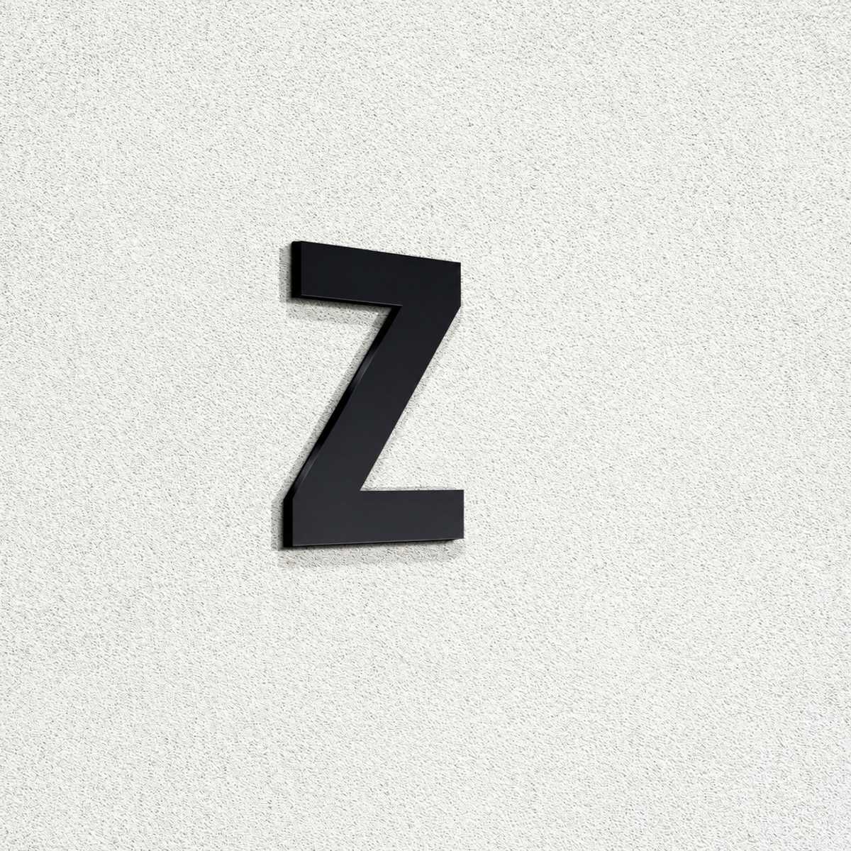 Ενδεικτική φωτογραφία γράμματος Z σε μαύρη απόχρωση· επιλεγμένο προϊόν κόκκινο, ύψος 74mm