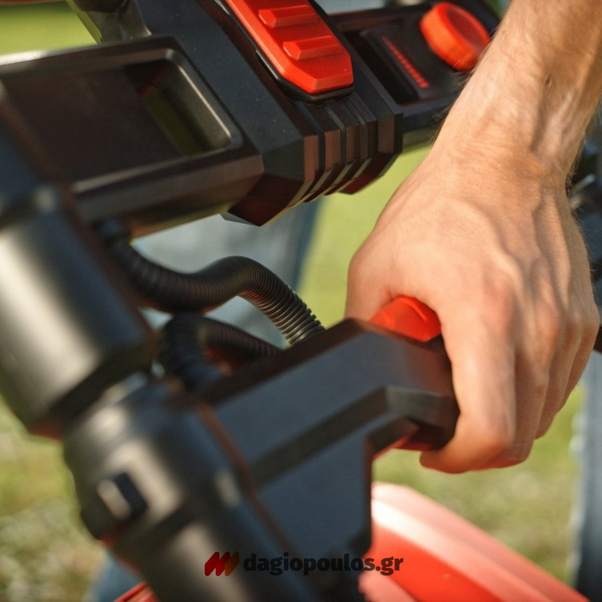 Skil 0150 BA Brushless Χλοοκοπτική Μηχανή Γκαζόν Μπαταρίας Αυτοκινούμενη 40V Με 2 Μπαταρίες 4.0Ah