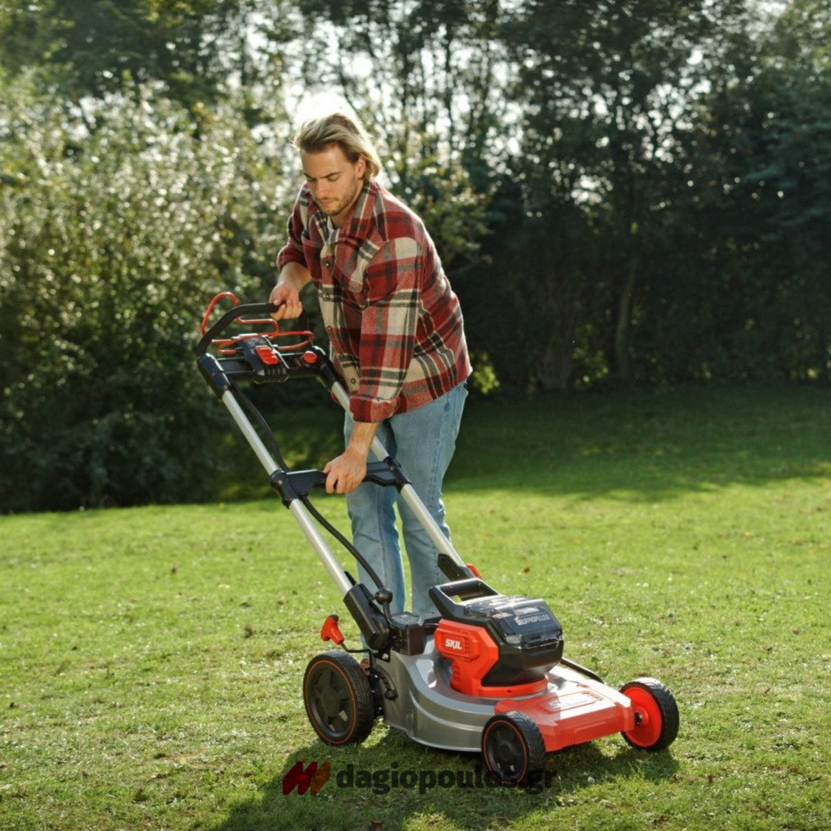 Skil 0150 BA Brushless Χλοοκοπτική Μηχανή Γκαζόν Μπαταρίας Αυτοκινούμενη 40V Με 2 Μπαταρίες 4.0Ah